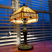 VERY beautiful Stained Glass Table Lamp