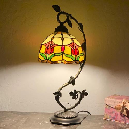 stained glass  lamp