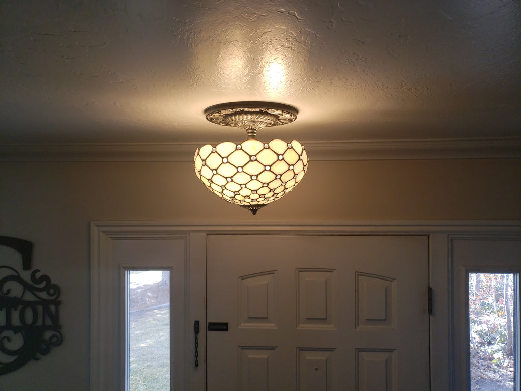 Tiffany Chandeliers vs. Tiffany Ceiling Lights