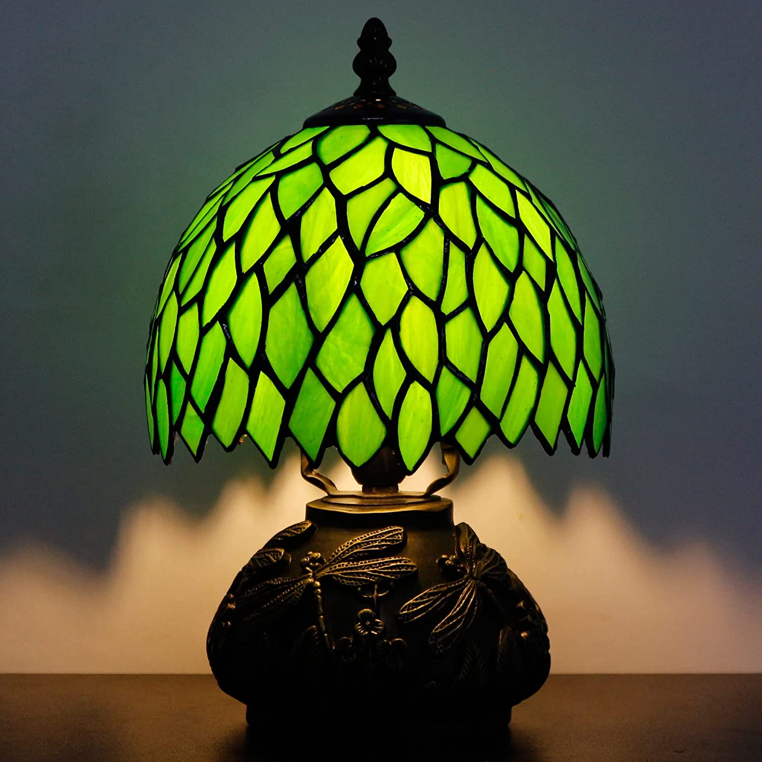 Werfactory Tiffany Lamp Green Leaf Style Stained Glass Table Lamp Mushroom Base Lamp