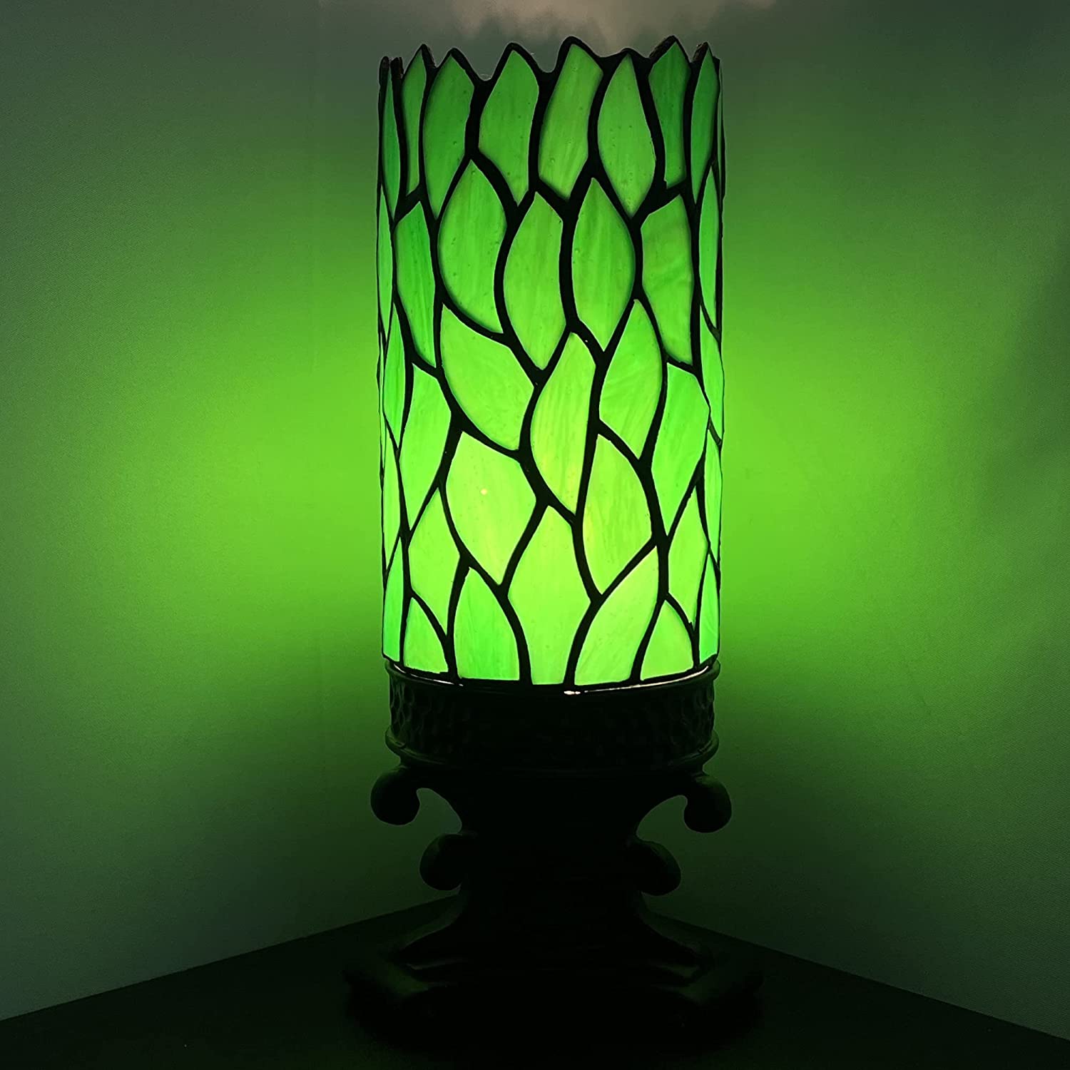 Werfactory Tiffany Table Lamp Small Stained Glass Lamp Green Leaf Candle Type Desk Lamp